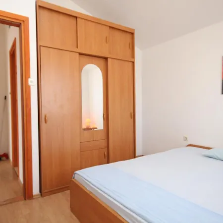 Appartement By The Sea Preko, Ugljan - 8315