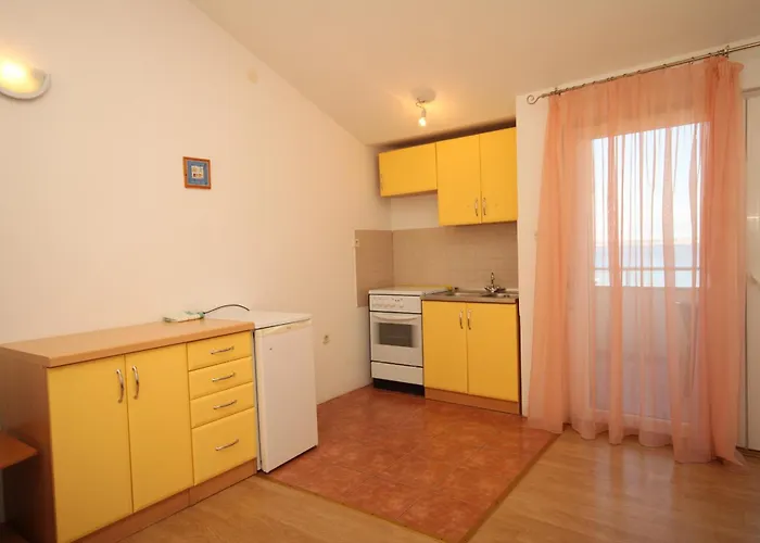 Apartment By The Sea Preko, Ugljan - 8315 Preko