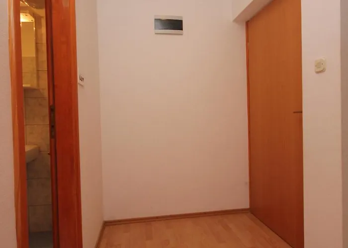 Apartment By The Sea Preko, Ugljan - 8315