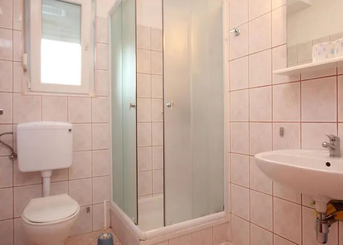 By The Sea Preko, Ugljan - 8315 *